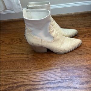 Dolce Vita Cream Heeled Boots